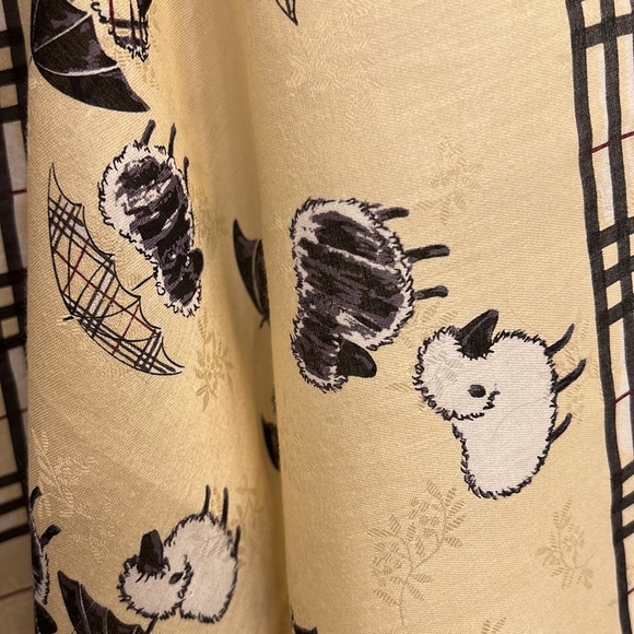 FREE Burberry story scarf with $400 purchase. I used 1x dry cleaned.rating 8/10. - Picture 10 of 10